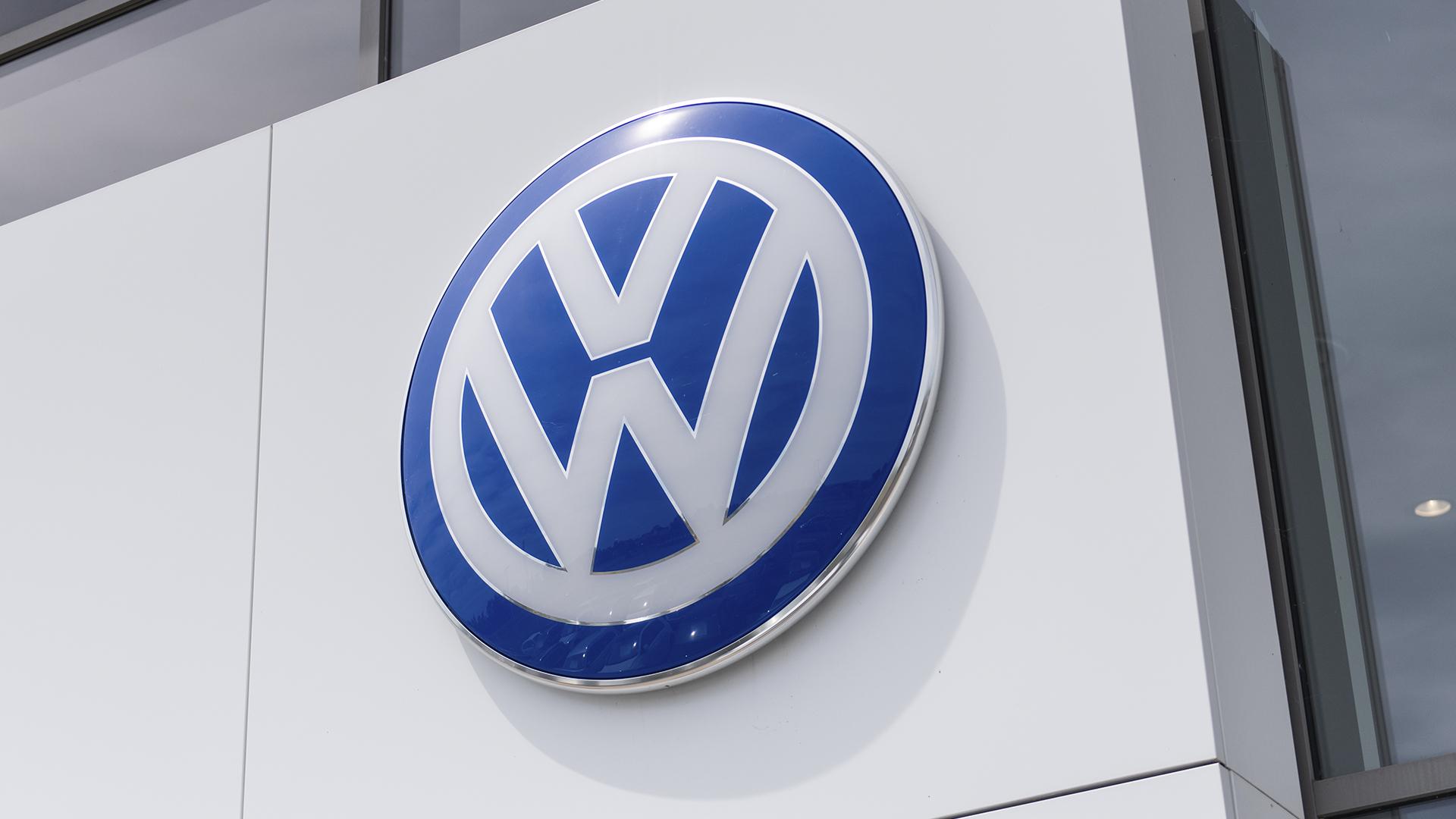 Volkswagen exterior logo designed by Visotec